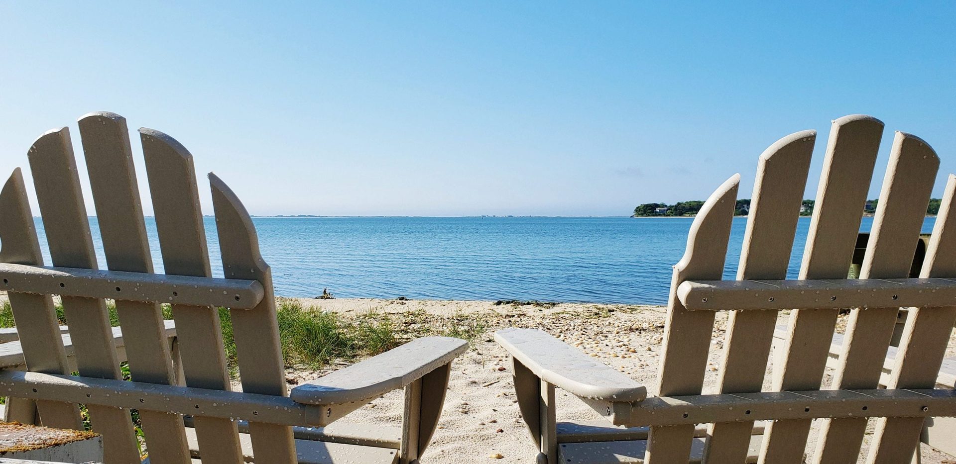 Private bay beach and water activities at Ocean View Terrace Inn on Shinnecock Bay, Hampton Bays, NY