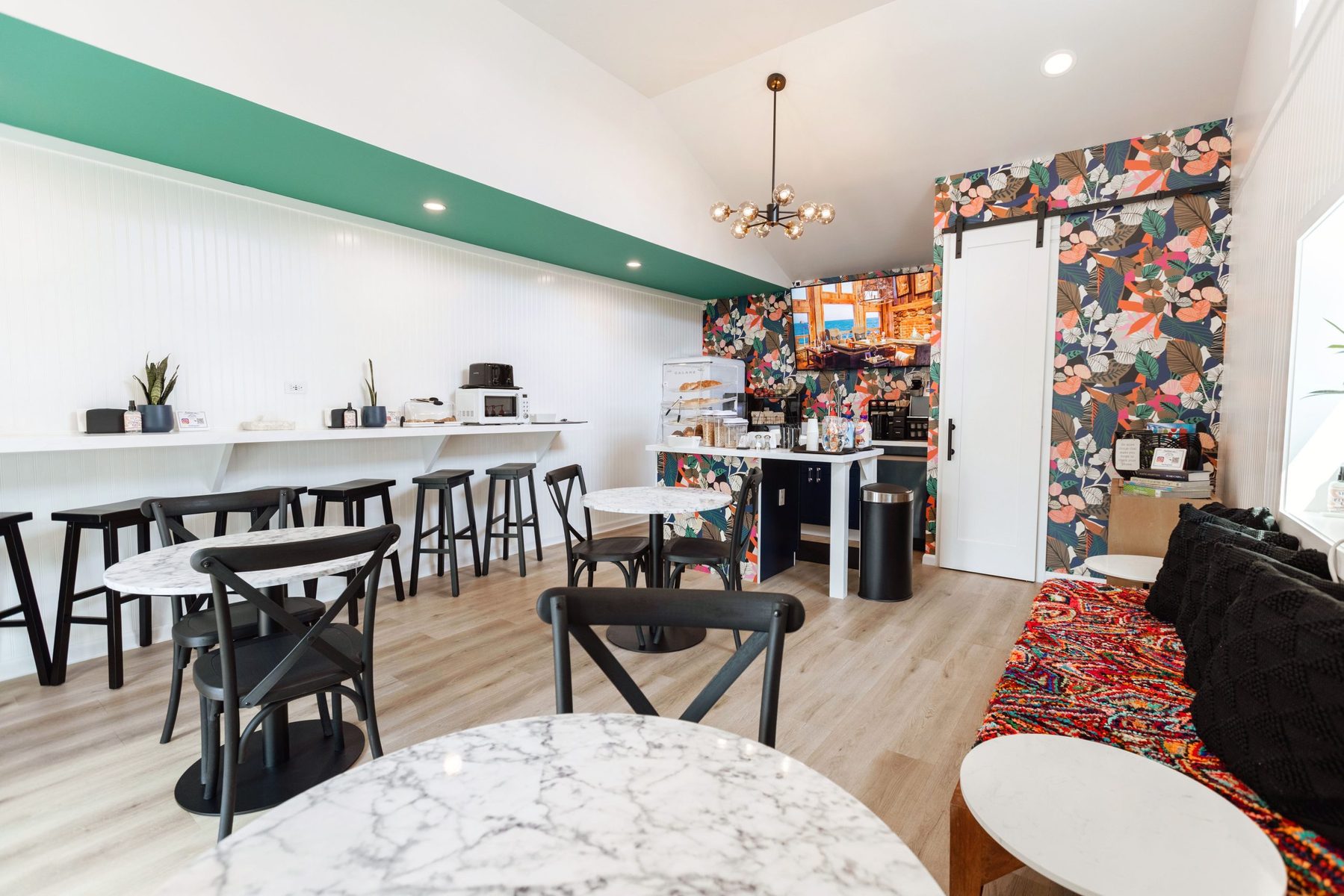 Social Den breakfast lounge at Ocean View Terrace Inn serving complimentary continental breakfast, Hampton Bays, NY